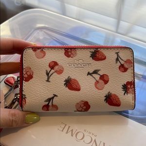 brand new Coach cute wallet